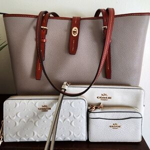 Dooney and bourke dover tote and Coach accessories